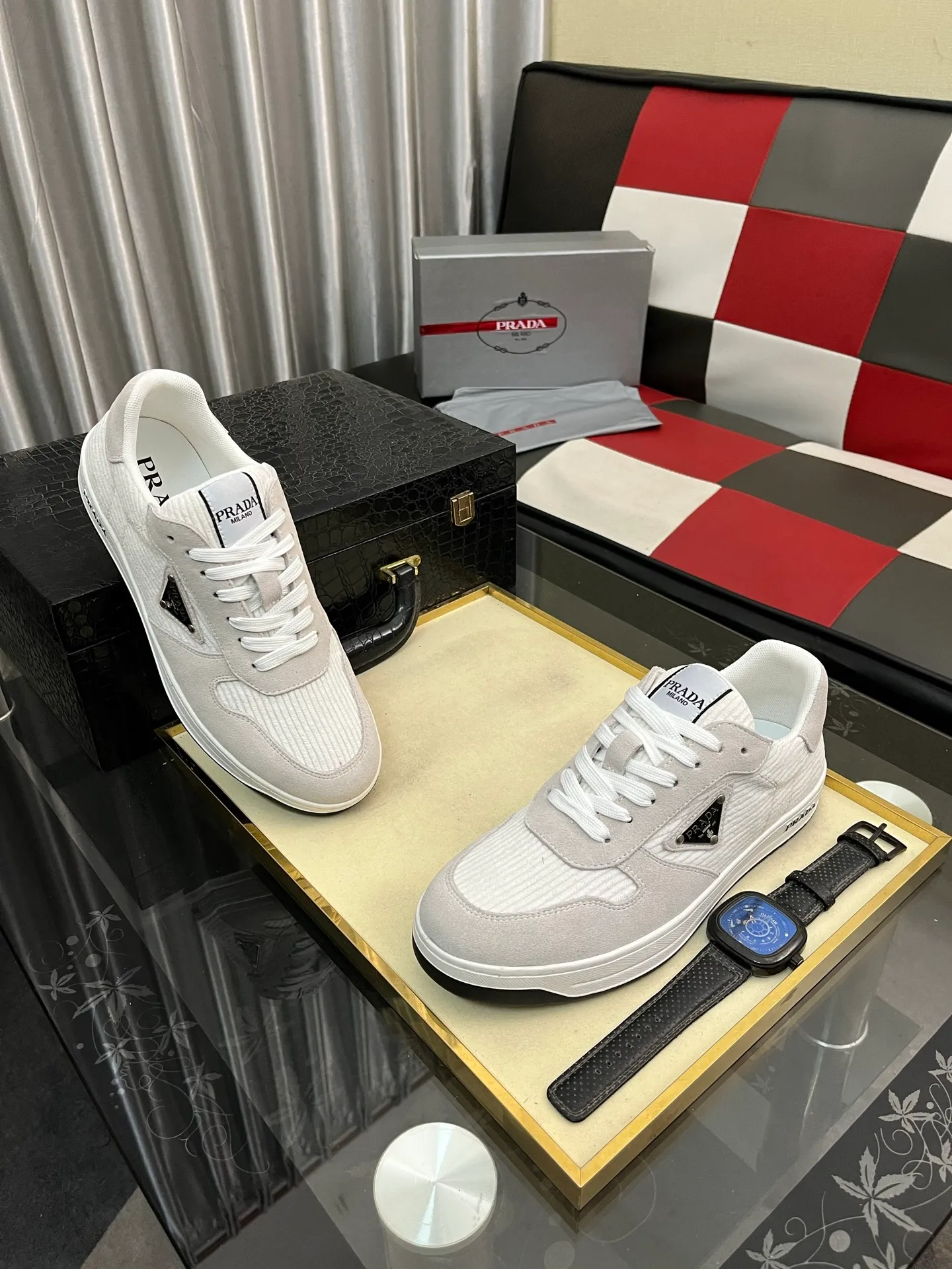 Men's shoes 💰380⌚️⌚️【PRADA】Prada casual shoes, originally developed 1:1, made of high-mercerized cowhide with imported cowhide, silk sheepskin lining, rubber outsole, comfortable and soft on the foot, size: 38-444️⃣Colors available